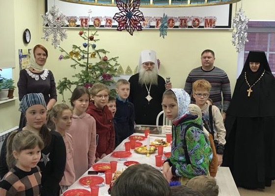 Владыка Сергий поздравил воспитанников барнаульской воскресной школы