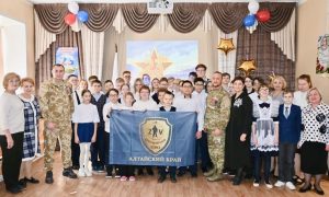 Урок Мужества «Служу России»: встреча с героями и воспитание патриотизма